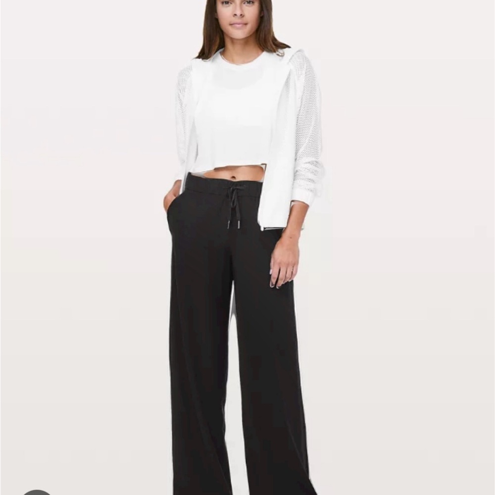 Lululemon OnThe Fly pant size 12 black